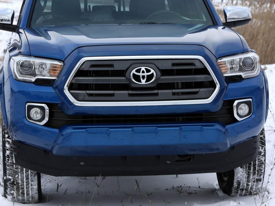  Toyota Tacoma Limited Double Cab 2015 года  (фото 15 из 57)